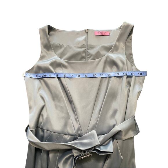Eliza J Gray Sleeveless Formal Cocktail Dress with Embellished Bow Belt Size 8 - Picture 9 of 10